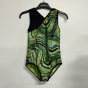 Tumbling - Dance - Gymnastics - Performance